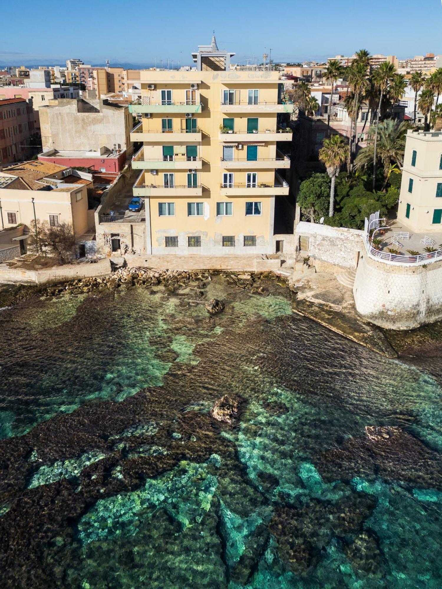 Marlove Siracusa - Stunning Views & Private Sea Access Syracuse Екстер'єр фото